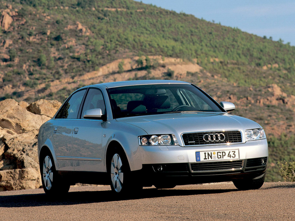 Коврики текстильные "Комфорт" для Audi A4 (седан / B6) 2000 - 2006, черные, 4шт.